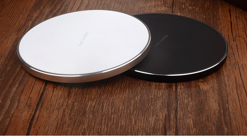 30W Wireless Charger Pad - GadgetHub